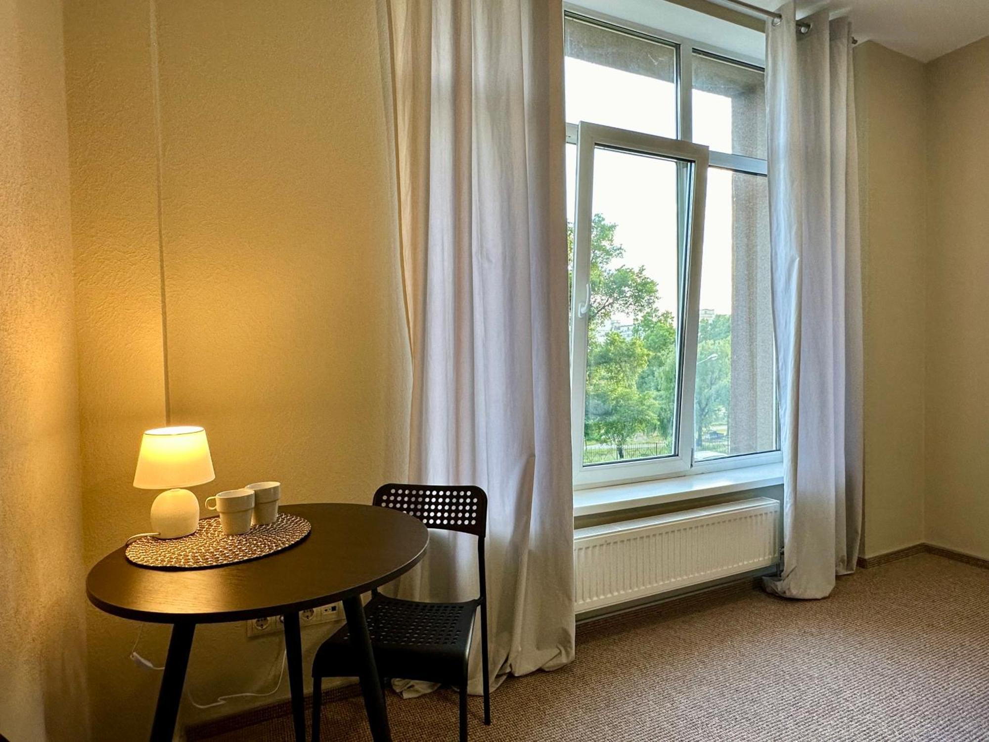 4Room Hostel Kyiv Exterior photo